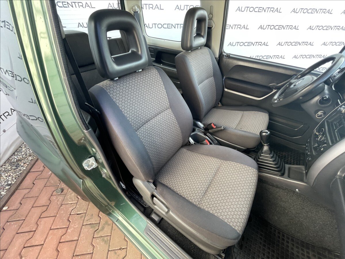 Suzuki Jimny SUV / Terénní 1,3 l 63 kw