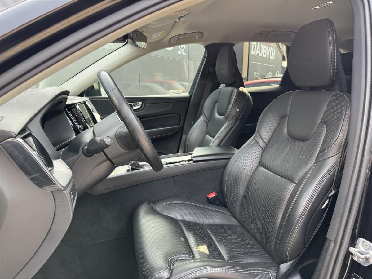 Volvo XC60 SUV / Terénní 2,0 l 173 kw