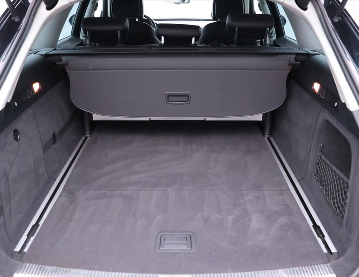 Audi A6 Allroad Kombi 3,0 l 180 kw