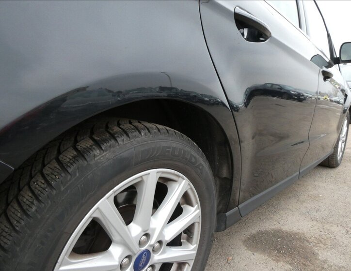 Ford S-MAX MPV 2,0 l 110 kw