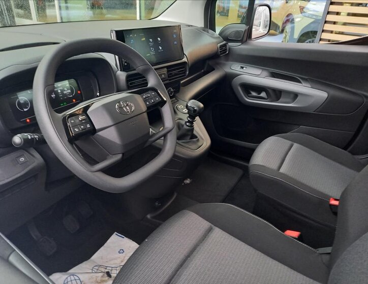 Toyota ProAce City Verso MPV 1,5 l 74 kw