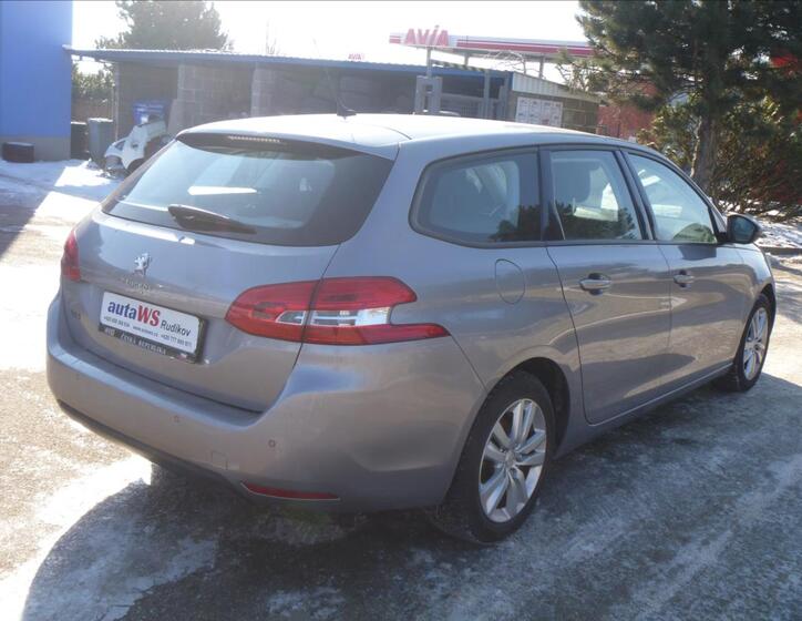 Peugeot 308 6