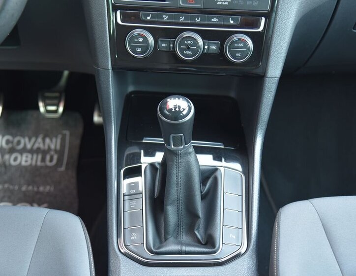 Volkswagen Golf Sportsvan MPV 1,4 l 92 kw