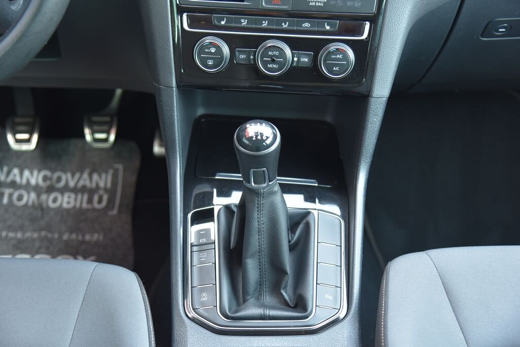 Volkswagen Golf Sportsvan MPV 1,4 l 92 kw