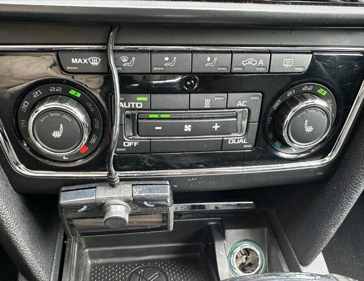 Škoda Superb Kombi 3,6 l 191 kw