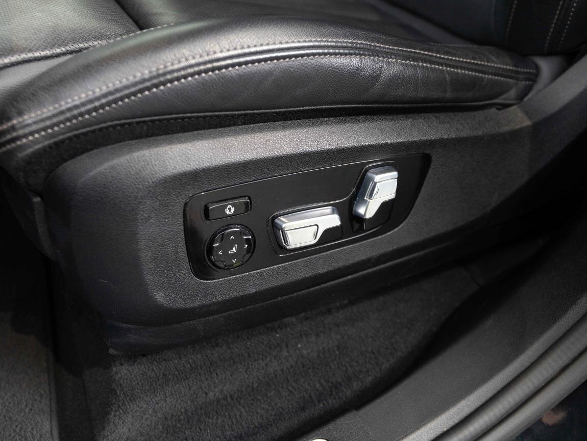 BMW X5 SUV / Terénní 4,4 l 390 kw