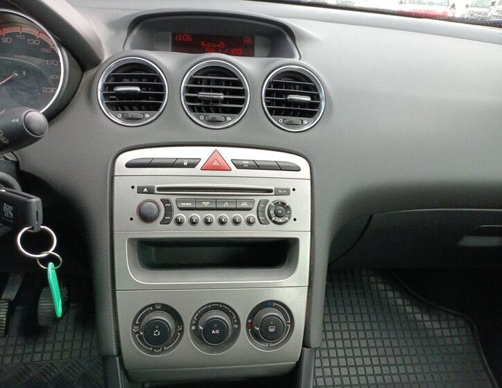 Peugeot 308 Kombi 1,6 l 80 kw