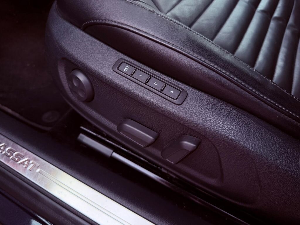 Volkswagen Passat Sedan / Limuzína 2,0 l 130 kw