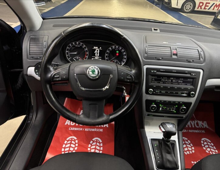 Škoda Octavia 14