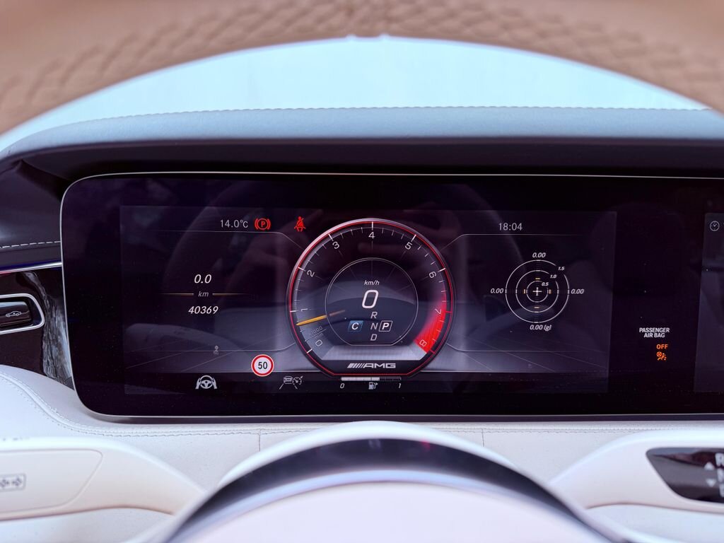 Mercedes-Benz Třídy S Kupé 4,0 l 450 kw