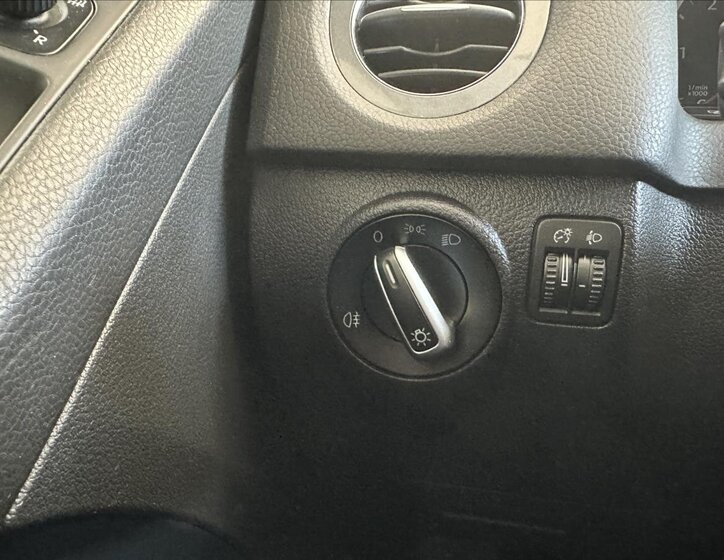 Volkswagen Tiguan SUV / Terénní 2,0 l 103 kw