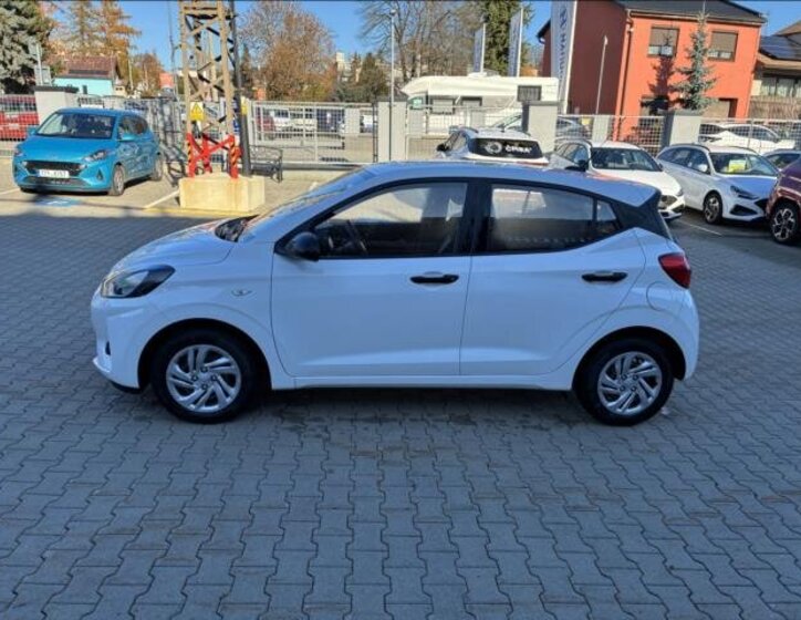 Hyundai i10 Hatchback 998,0 49 kw