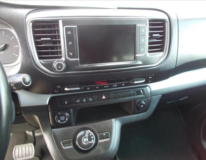 Peugeot Traveller 29