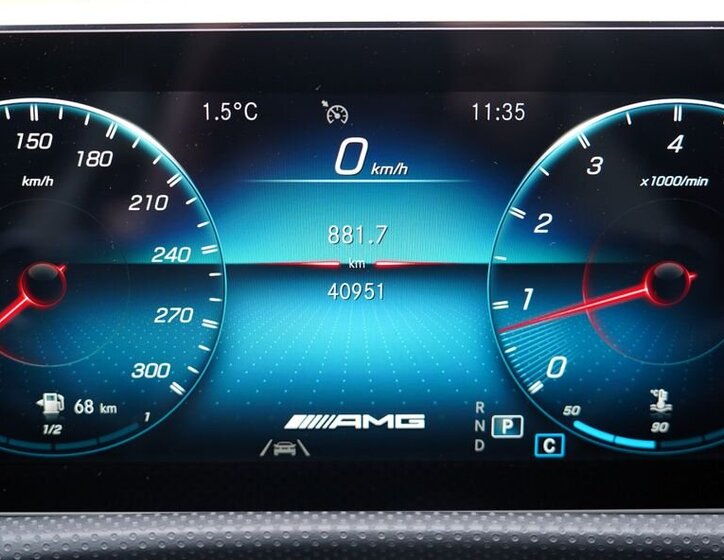 Mercedes-Benz CLA Sedan 2,0 l 340 kw