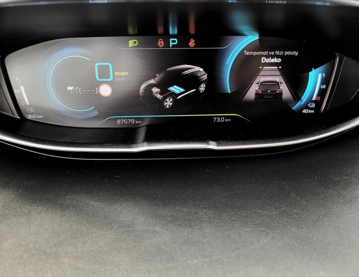 Peugeot 3008 SUV / Terénní 1,6 l 165 kw