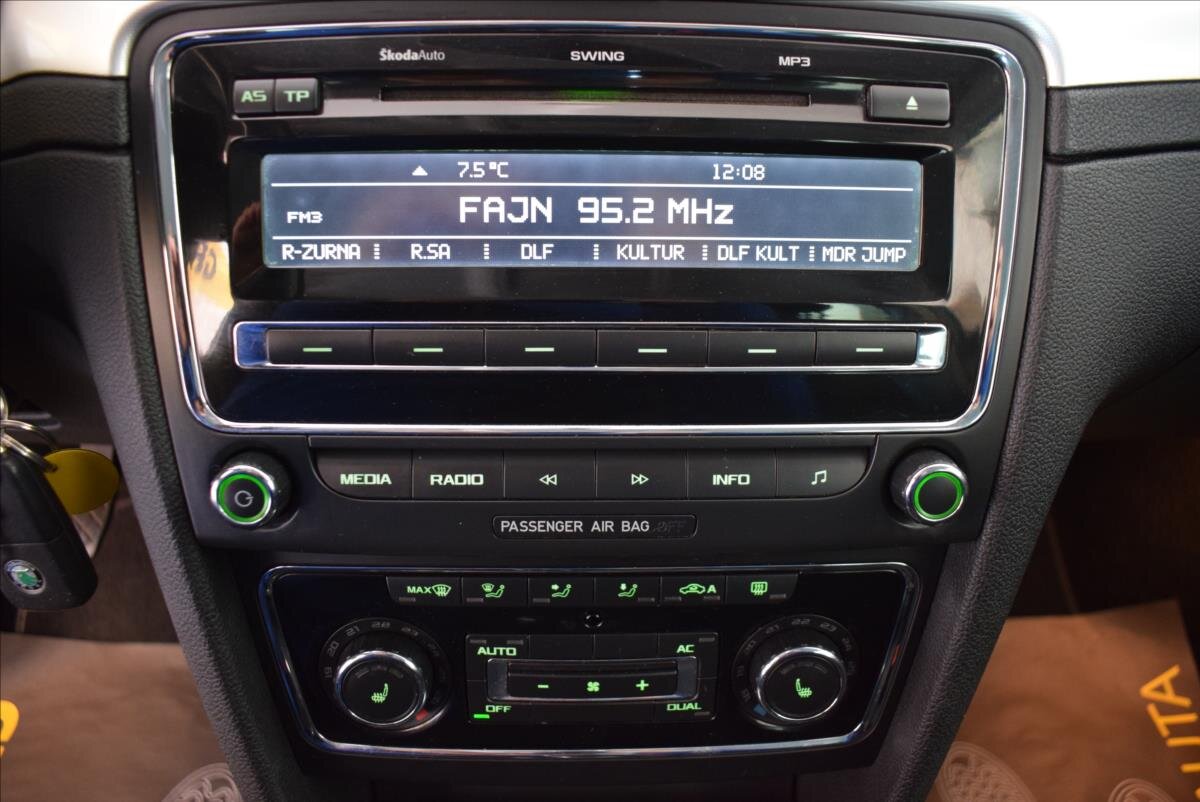 Škoda Superb Kombi 1,8 l 118 kw