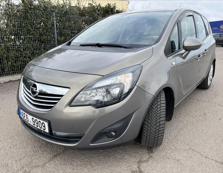 Opel Meriva MPV 1,4 l 88 kw