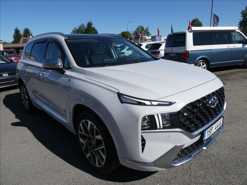 Hyundai Santa Fe SUV / Terénní 2,2 l 148 kw
