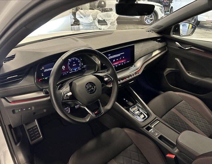 Škoda Octavia Liftback 1,4 l 180 kw