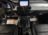 Mercedes-Benz Třídy X 23