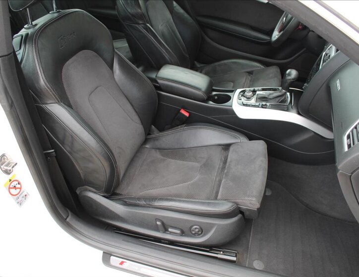 Audi A5 Kupé 3,0 l 176 kw