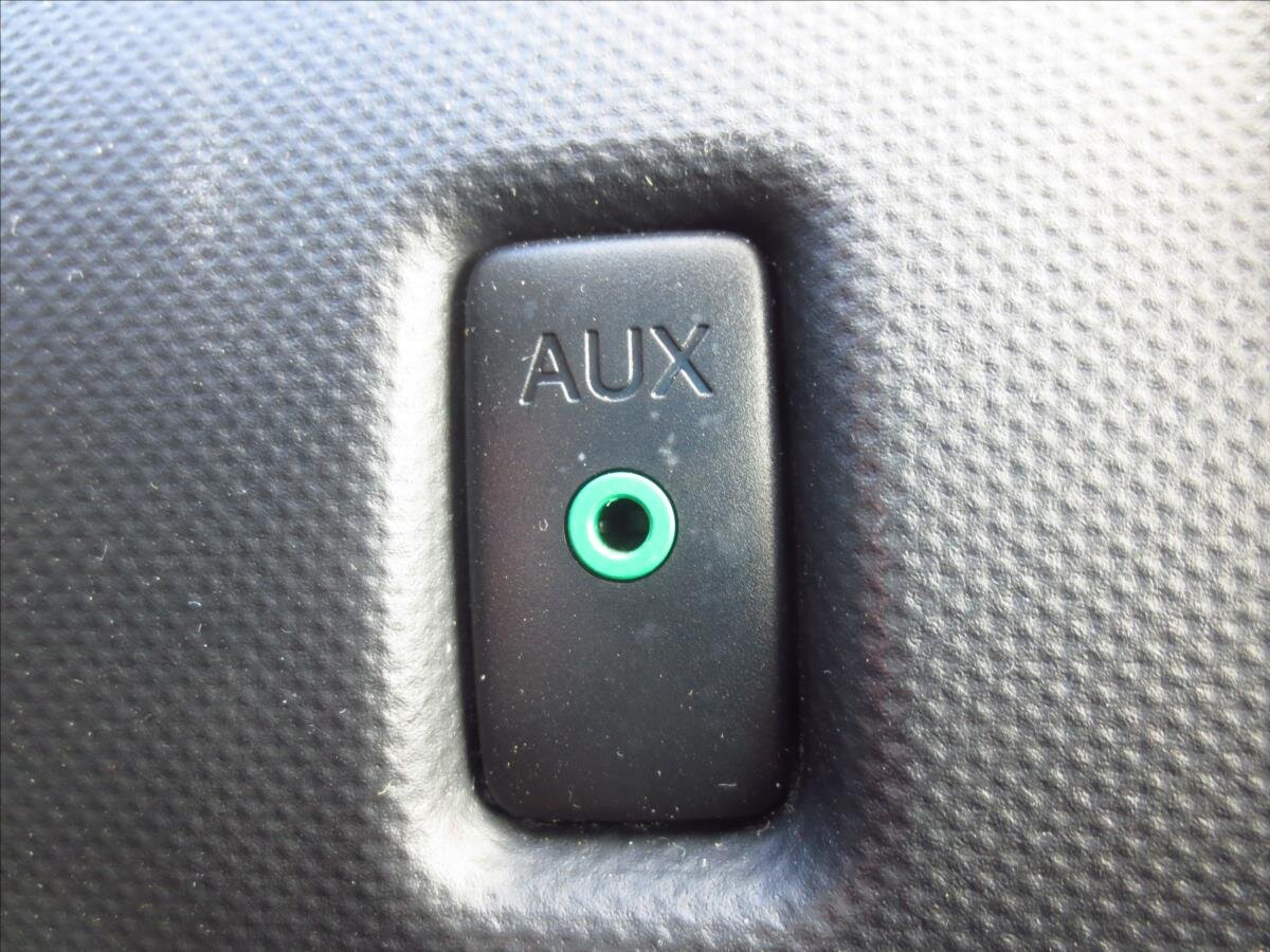 Subaru Justy Hatchback 998,0 51 kw