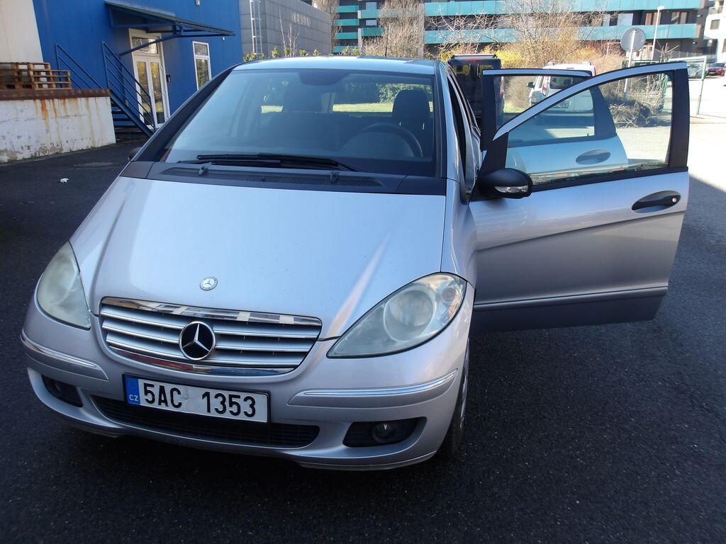 Mercedes-Benz Třídy A Hatchback 1,5 l 70 kw