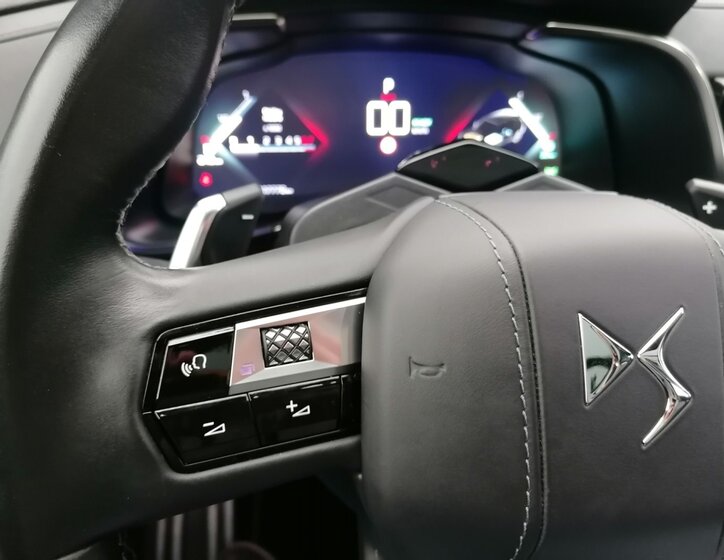 DS Automobiles DS7 Crossback 24