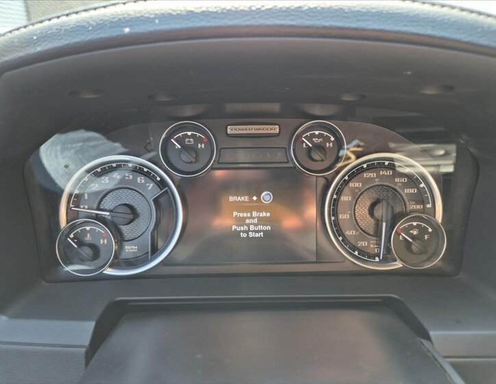 Dodge RAM Pick-up 6,4 l 306 kw