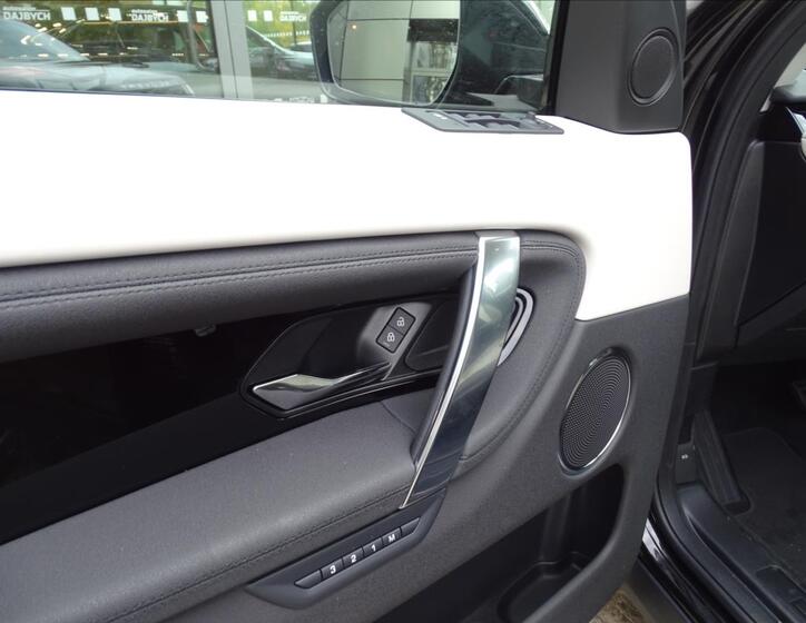 Land Rover Discovery Sport 7