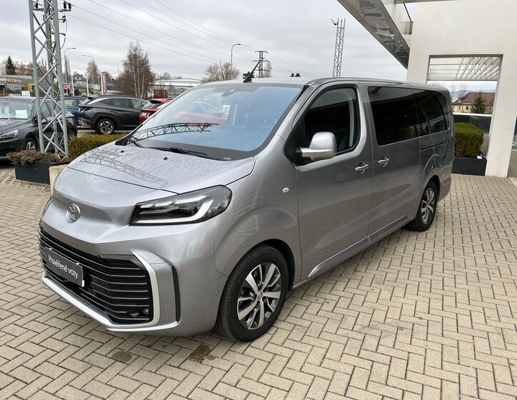 Toyota ProAce Verso 2