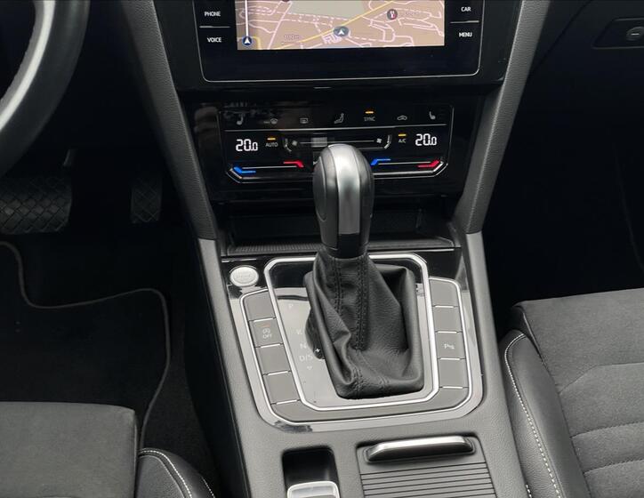 Volkswagen Passat 12