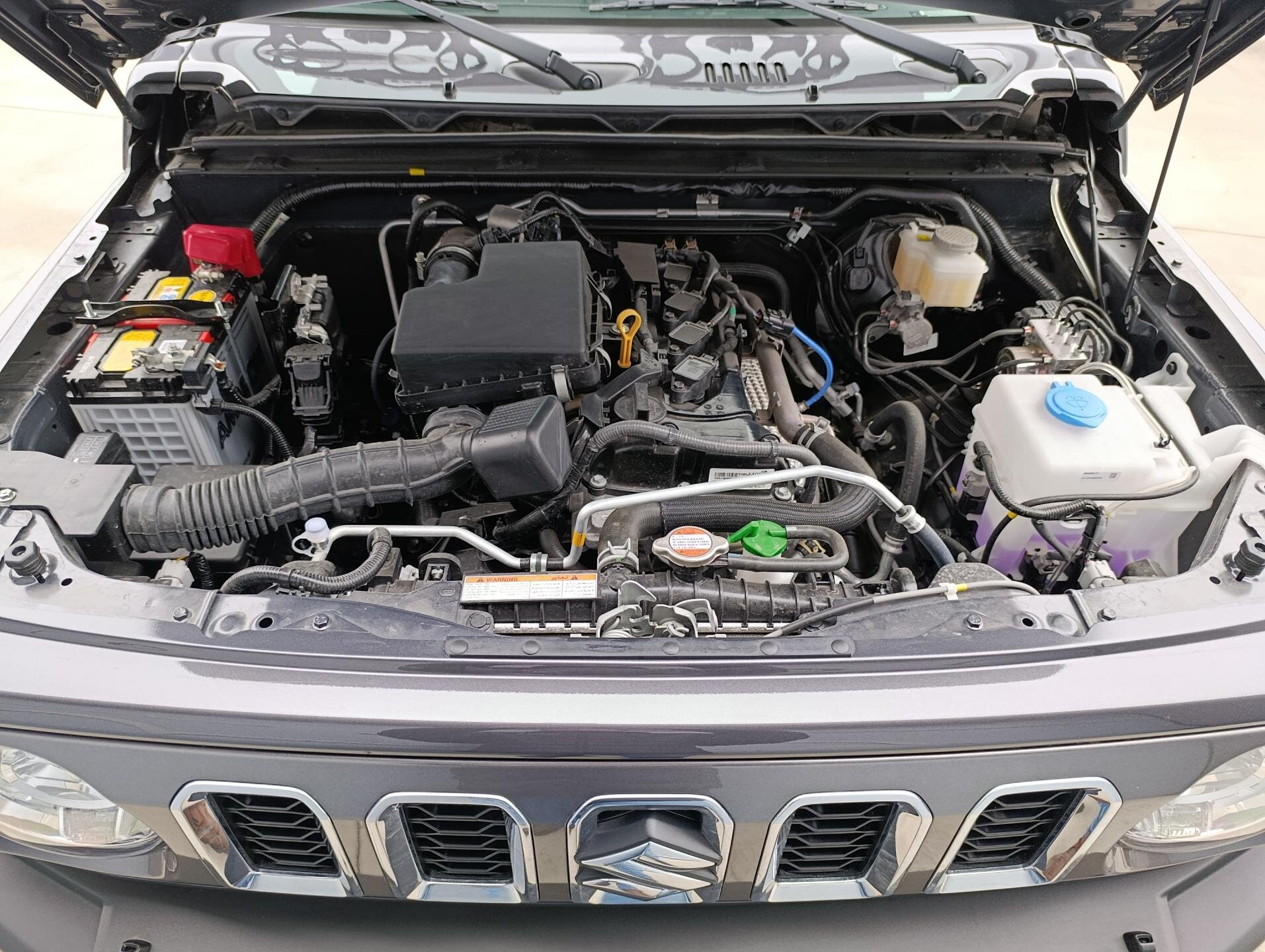 Suzuki Jimny SUV 1,5 l 75 kw