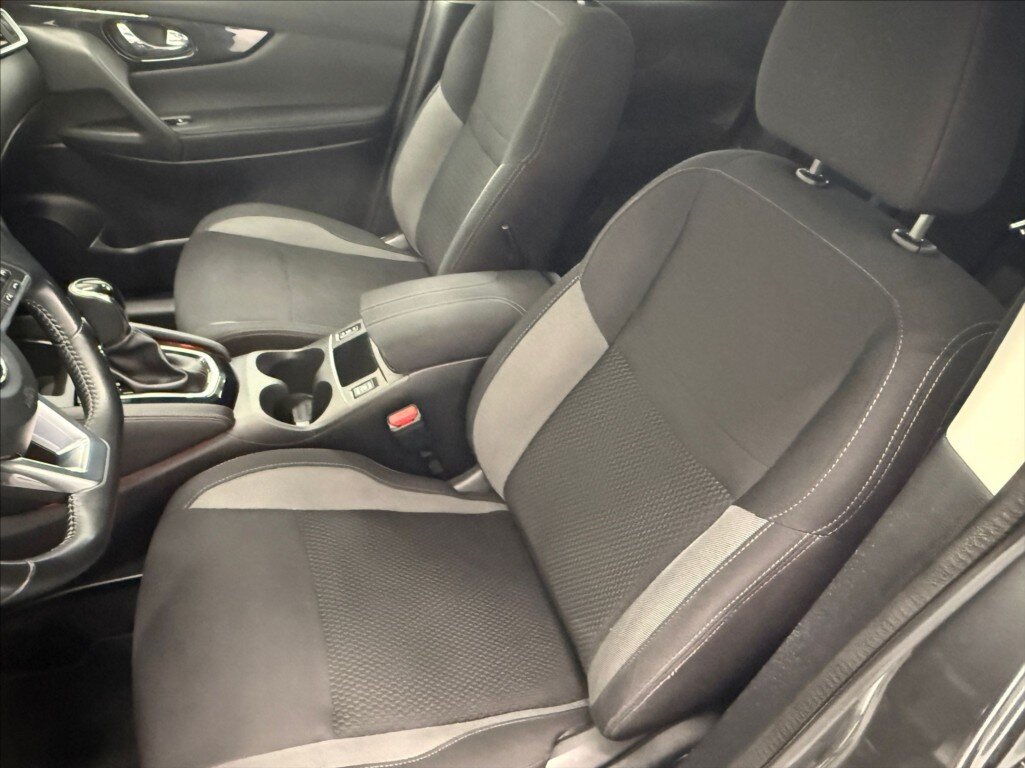 Nissan Qashqai SUV / Terénní 1,2 l 85 kw