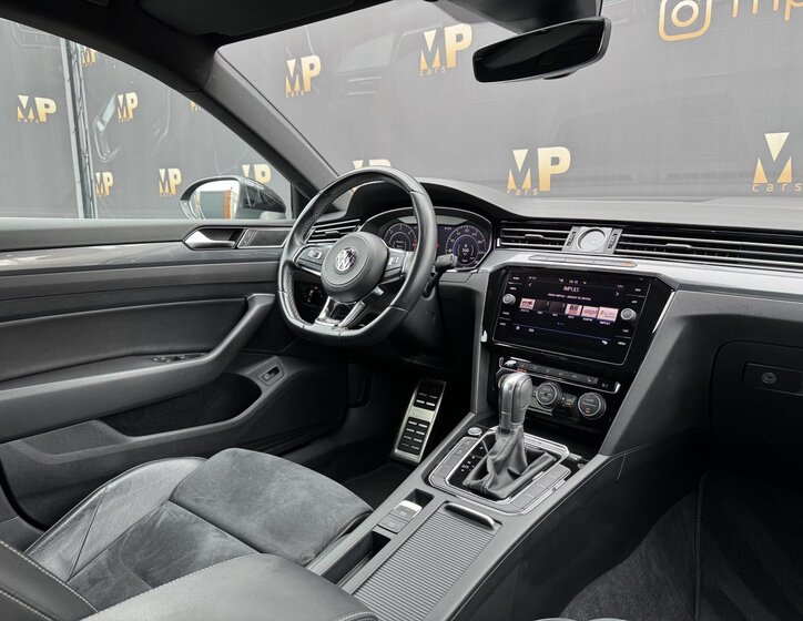 Volkswagen Arteon Liftback 2,0 l 176 kw