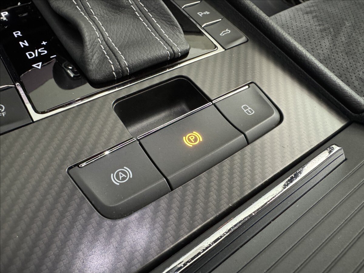 Škoda Superb Kombi 2,0 l 140 kw