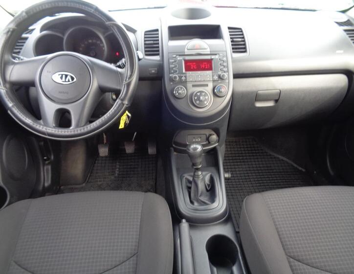 KIA Soul 7