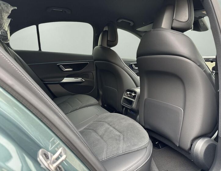 Mercedes-Benz Třídy E 14