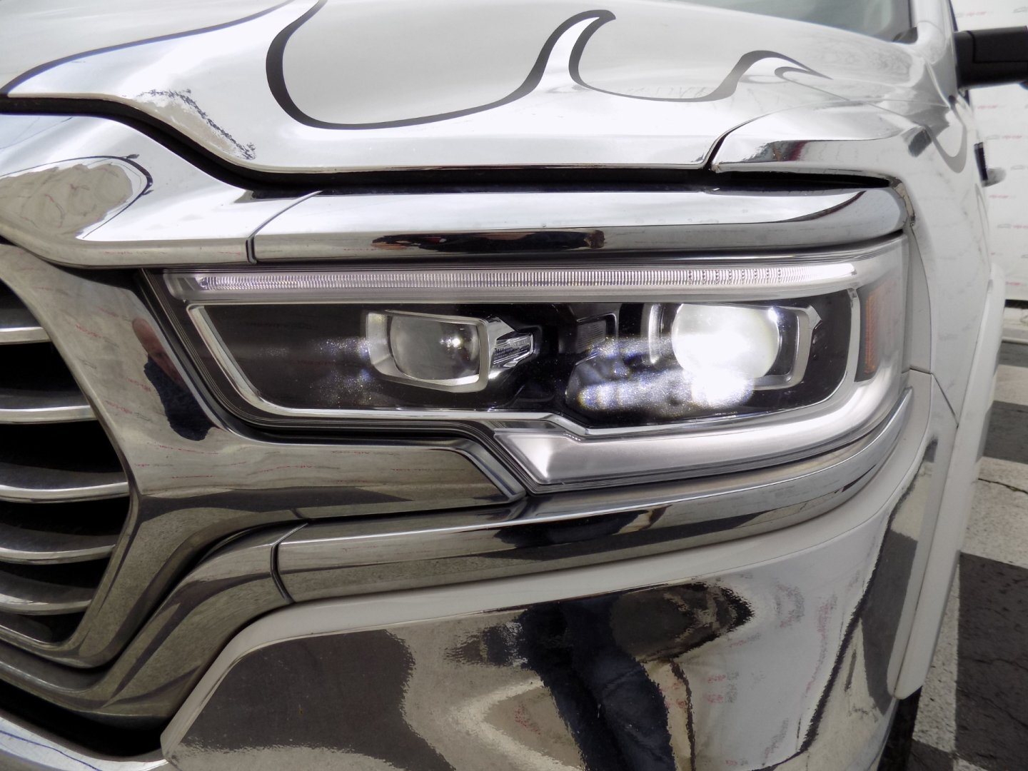 Dodge RAM 1500 Pick-up 5,7 l 295 kw