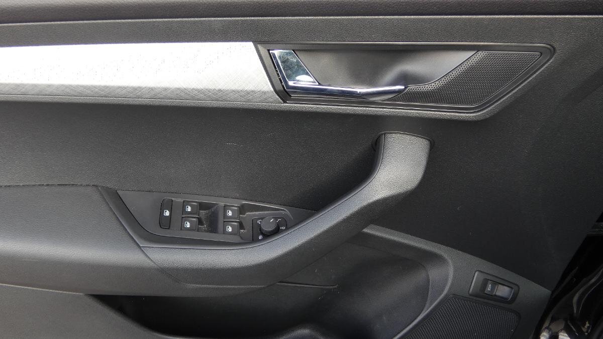 Škoda Karoq SUV / Terénní 1,5 l 110 kw