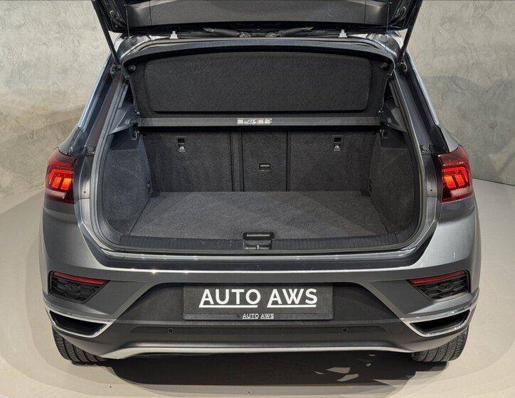 Volkswagen T-Roc SUV 1,5 l 110 kw