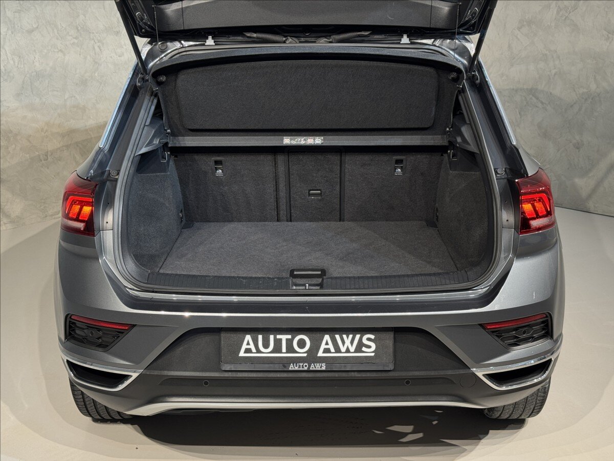 Volkswagen T-Roc SUV 1,5 l 110 kw