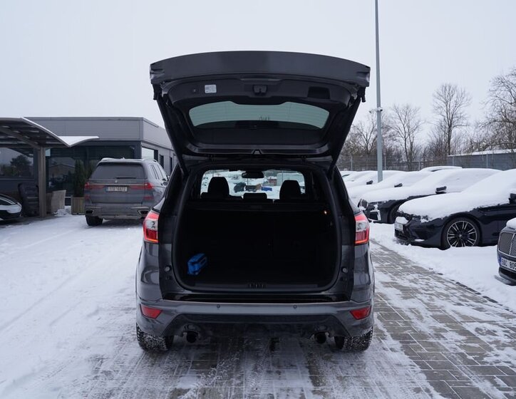 Ford Kuga SUV 2,0 l 132 kw