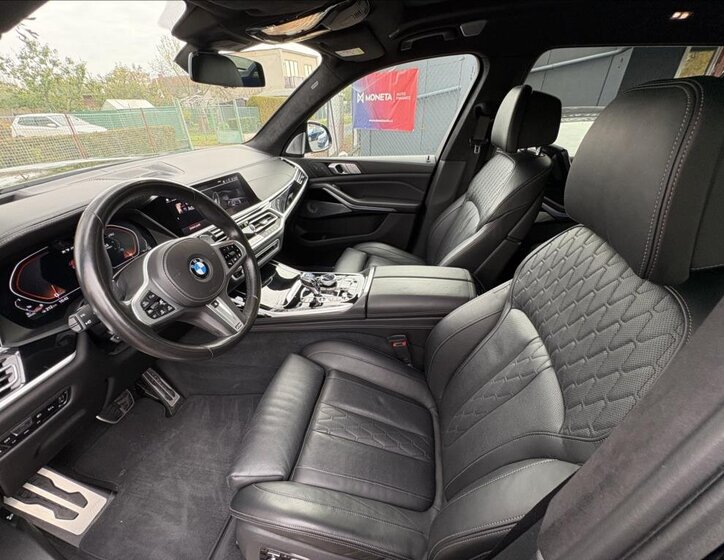 BMW X7 17