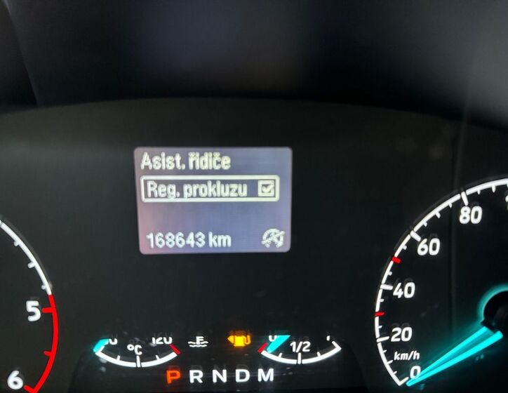 Ford Tourneo Custom Kombi 2,0 l 96 kw