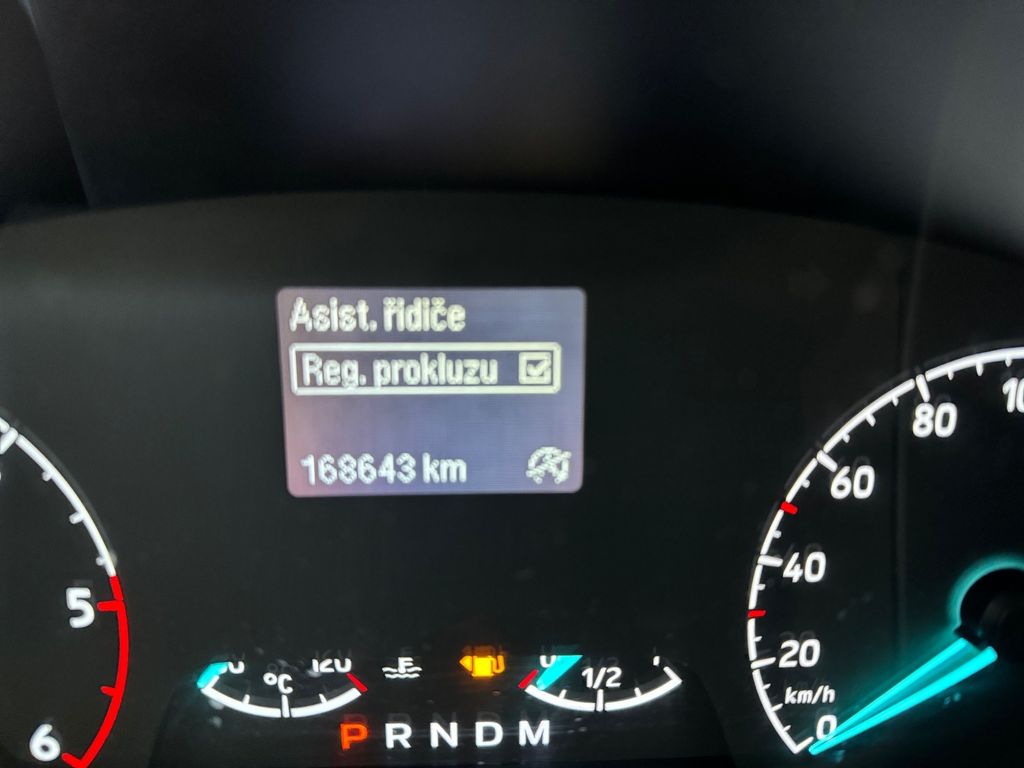 Ford Tourneo Custom Kombi 2,0 l 96 kw