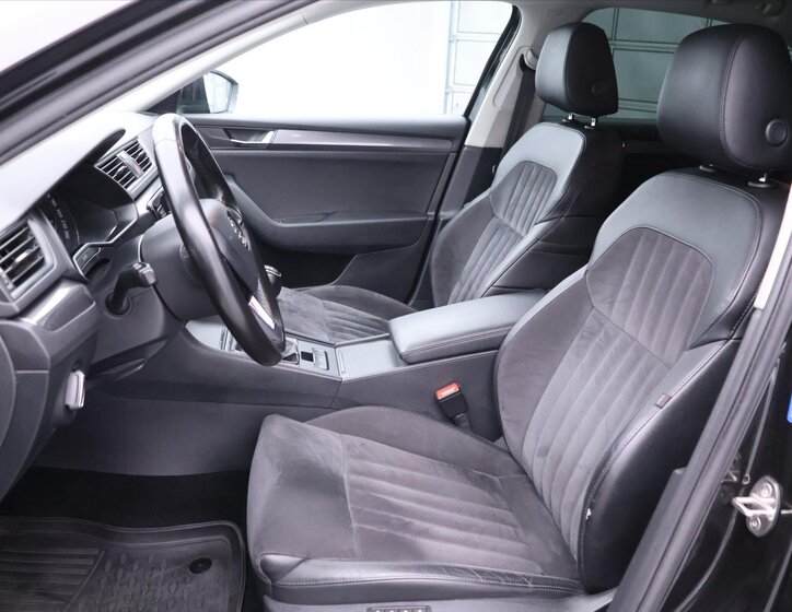Škoda Superb Sedan 2,0 l 110 kw