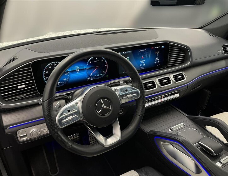 Mercedes-Benz GLE 9
