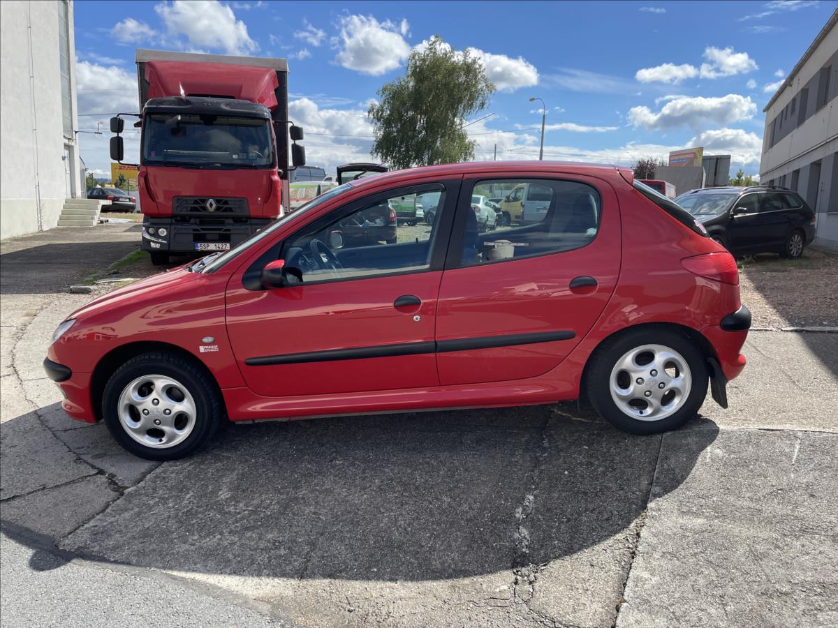Peugeot 206