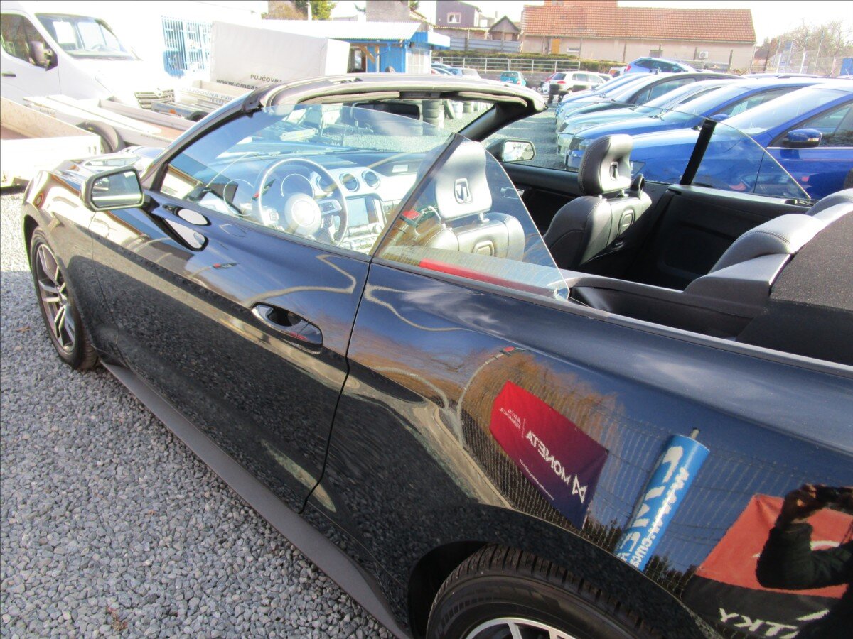Ford Mustang Kabriolet 2,3 l 231 kw